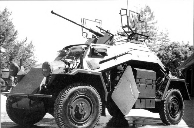 К вопросу о цвете внутренней поверхности люков немецкой бронетехники 2.jpg